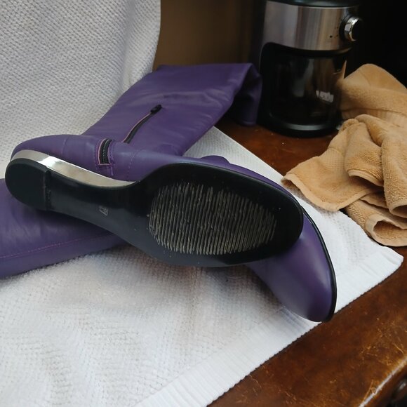 Pair of leather aubergine tall boots. New and Unworn. - Picture 2 of 6